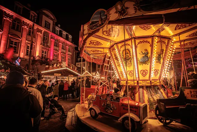 Genießen, bummeln und einkaufen - so schön ist der Weihnachtsmarkt Heidelberg 2025 auch für die jüngsten Besucher | Foto: Paul Needham