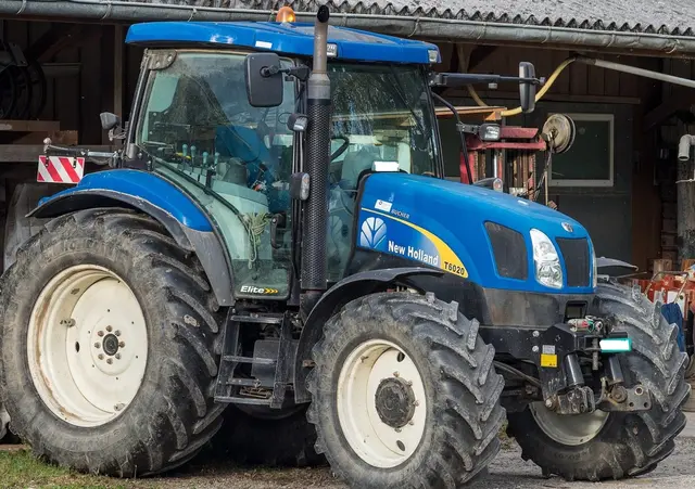 Ein blauer Bulldog der Marke New Holland | Foto: Polizei