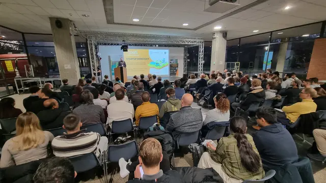 Innovationen interessieren: volles Haus in der Hochschule Karlsruhe | Foto: fokus.energie e.V.
