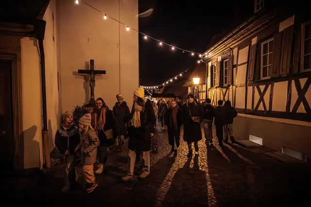 eine ganz besondere Stimmung bietet der Anneresl Weihnachtsmarkt in Rheinzabern auch 2025 | Foto: Paul Needham