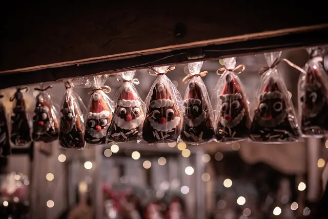 Genießen und in Weihnachtsstimmung kommen - beim Anneresl in Rheinzabern | Foto: Paul Needham