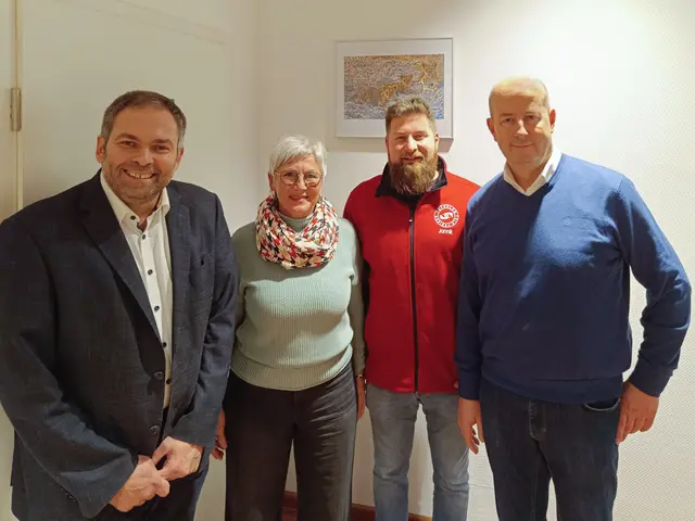 (v.l.n.r.)  Alexander Besch, Dagmar Utzig-Fell, Jannik Scheer, und Michael Dorscheid | Foto: Lisa Grandke (Gemeinde Tholey)