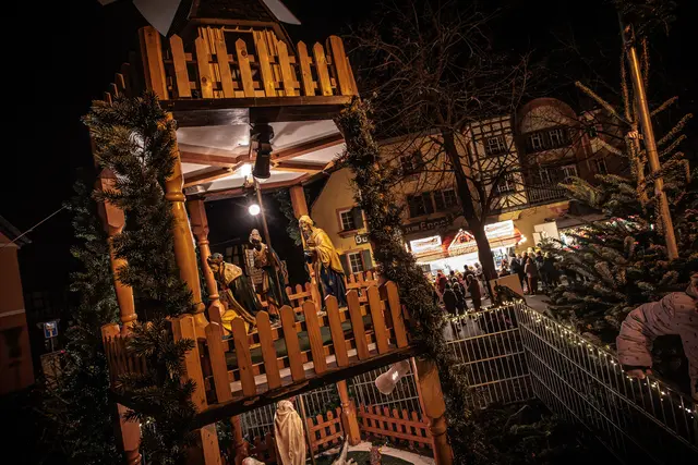eine ganz besondere Stimmung bietet der Anneresl Weihnachtsmarkt in Rheinzabern auch 2025 | Foto: Paul Needham