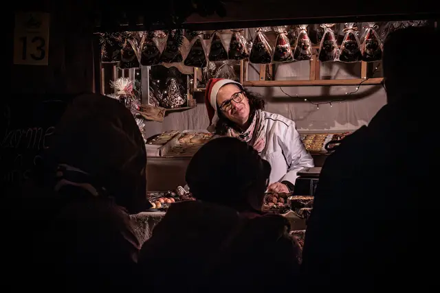 Genießen und in Weihnachtsstimmung kommen - beim Anneresl in Rheinzabern | Foto: Paul Needham