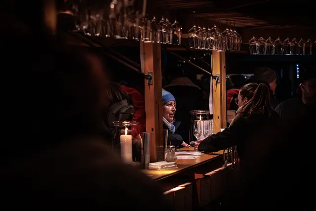 Genießen und in Weihnachtsstimmung kommen - beim Anneresl in Rheinzabern | Foto: Paul Needham