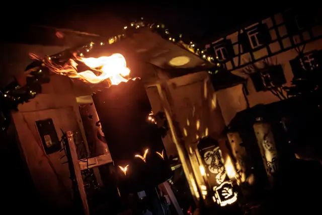 eine ganz besondere Stimmung bietet der Anneresl Weihnachtsmarkt in Rheinzabern auch 2025 | Foto: Paul Needham