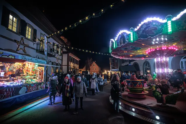 eine ganz besondere Stimmung bietet der Anneresl Weihnachtsmarkt in Rheinzabern auch 2025 | Foto: Paul Needham