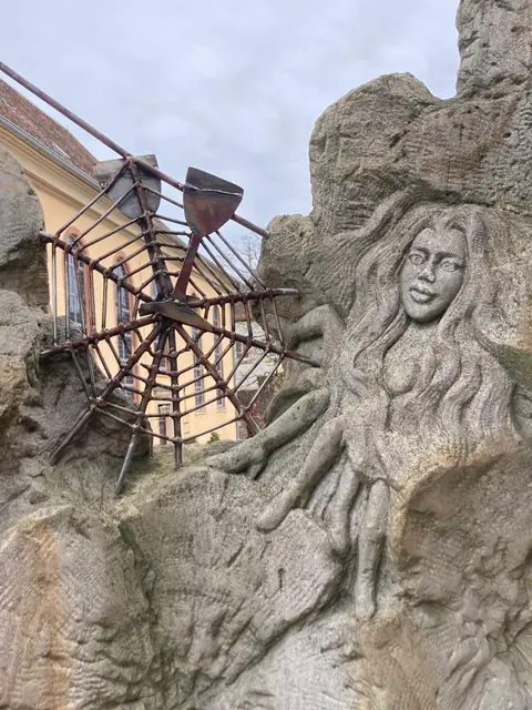 Frauenfigur | Foto: Ich