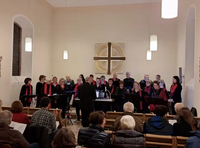 Vorweihnachtliche Stimmung in der protestantischen Kirche Breunigweiler. | Foto: Chor Good News Vörrstadt