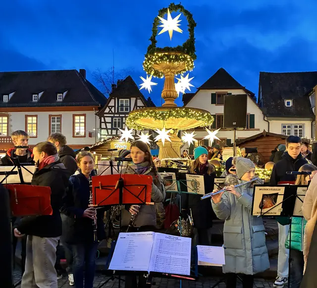 Auftritt Jugendkooperation MV⁴ des Musikvereins Königsbach  | Foto: Stadtmarketing/Karolina Ledwig