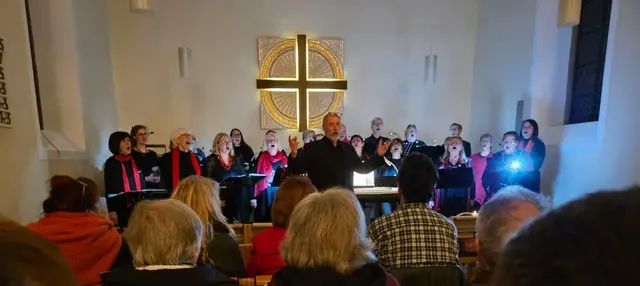 Vorweihnachtlicher Chorgesang in Breunigweiler | Foto: Chor Good News Börrstadt