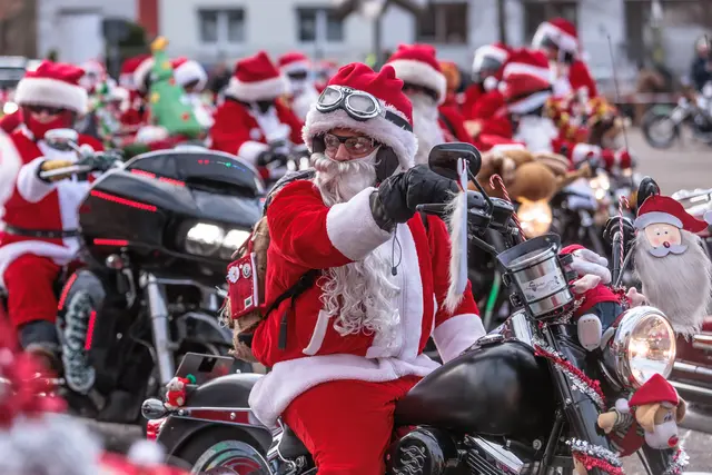 Riding Santas in der Südpfalz: Wo die 2025er „10-Sterne-Tour“ der Biker-Weihnachtsmänner hält
 | Foto: Paul Needham