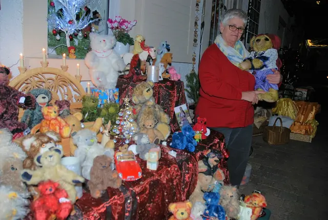 Auf der Suche nach einer Geschenkidee für den weihnachtlichen Gabentisch wird man in Lachen-Speyerdorf garantiert fündig. | Foto: Markus Pacher