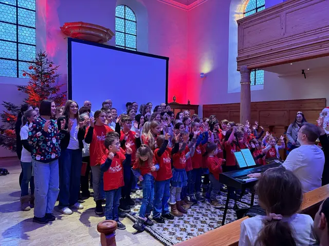 Zahlreiche musikalische Beiträge bereichern die Lachemer Weihnacht - hier die Notenhüpfer in der Protestantischen Kirche in Lachen. | Foto: OV Lachen-Speyerdorf