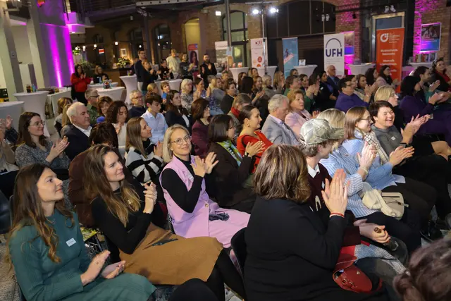 Frauen waren bei der Verleihung des Gründerinnenpreises RLP 2025 in der Überzahl | Foto: Alexander Sell/ISB