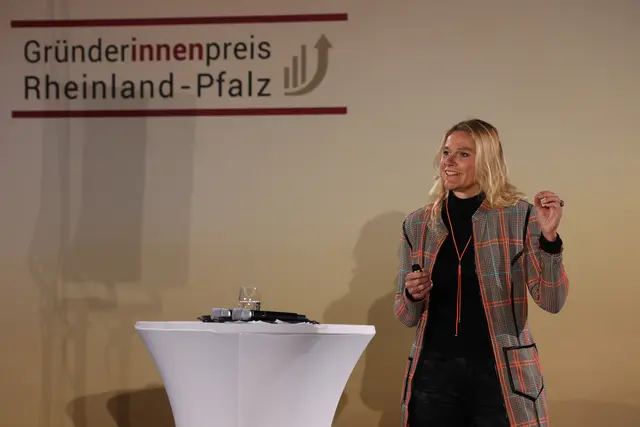 Keynote-Speakerin Svenja Lassen | Foto: Alexander Sell/ISB