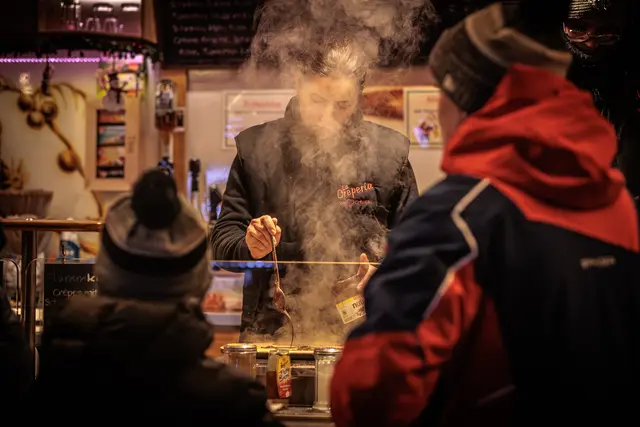genießen auf dem  Durlacher Weihnachtsmarkt | Foto: Paul Needham