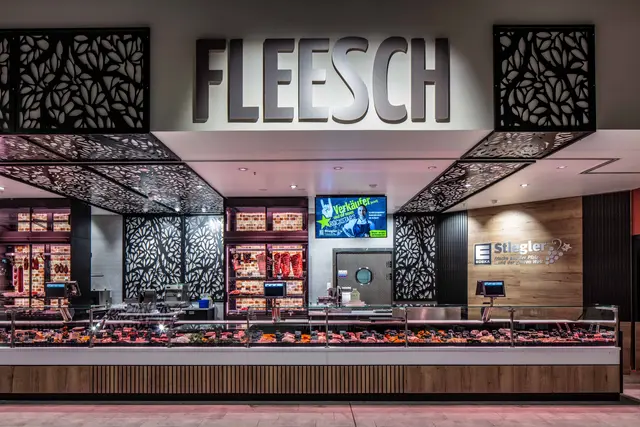 Metzger Mutterstadt: Im Edeka Center Stiegler überzeugt die hauseigene Metzgerei mit Sorgfalt, Qualität und einem feinen Gespür für Lebensmittel. | Foto: Edeka Stiegler