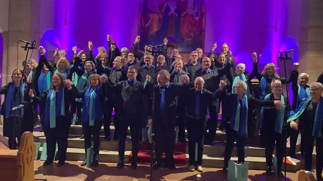 In der Adventszeit laden die Gospelsingers Schopp unter der Leitung von Thomas Vogt zu zwei festlichen Weihnachtskonzerten ein | Foto: Gospelsingers Schopp