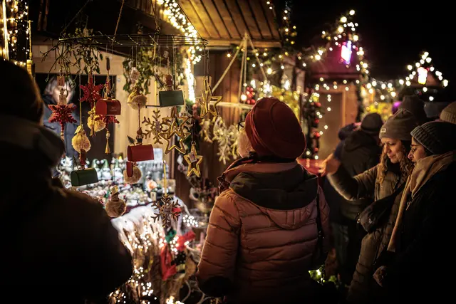 Schönes entdecken - auf dem Nikolausmarkt Bellheim 2025  | Foto: Paul Needham