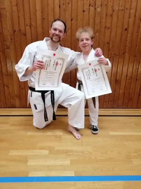 Christian Bendert (2. Dan) und Simon Freudenberg (1. Dan) nach erfolgtreicher Prüfung | Foto: Christian Bendert