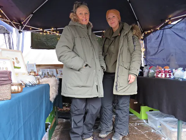 Bianca Haupt mit ihrer Schwester Stephanie Böttcher  | Foto: Brigitte Melder