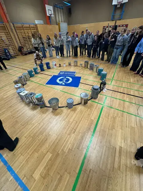 Zurück mit den Friedenslichtern aus dem Dom | Foto: Christina Lu