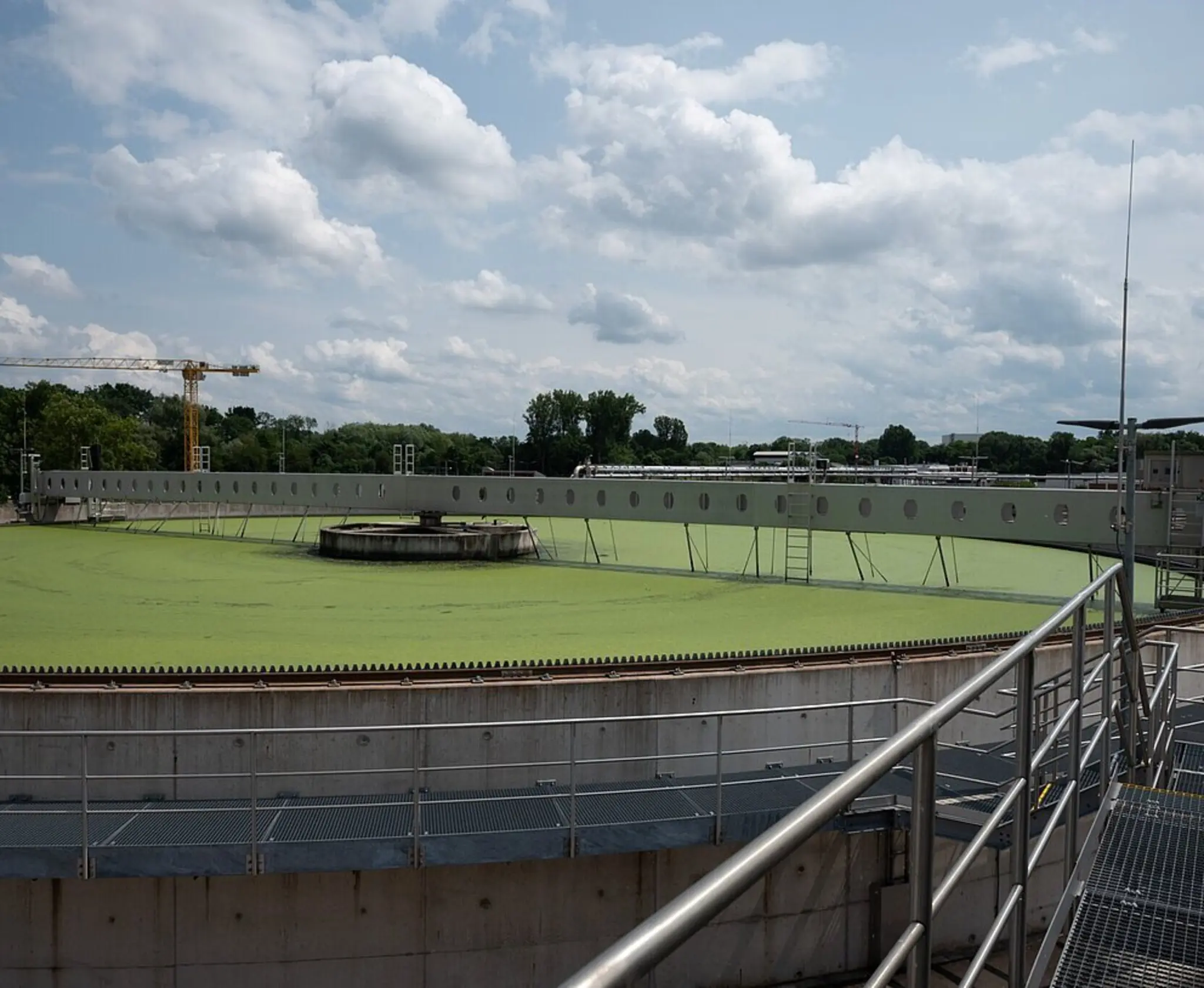 Blindg-ngerverdacht-im-Kl-rwerk-Karlsruhe-Neureut