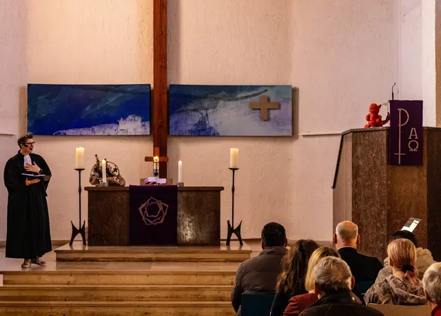 Ein Zwiegespräch mit Elsa dem Drachen | Foto: Wolfgang Neuberth