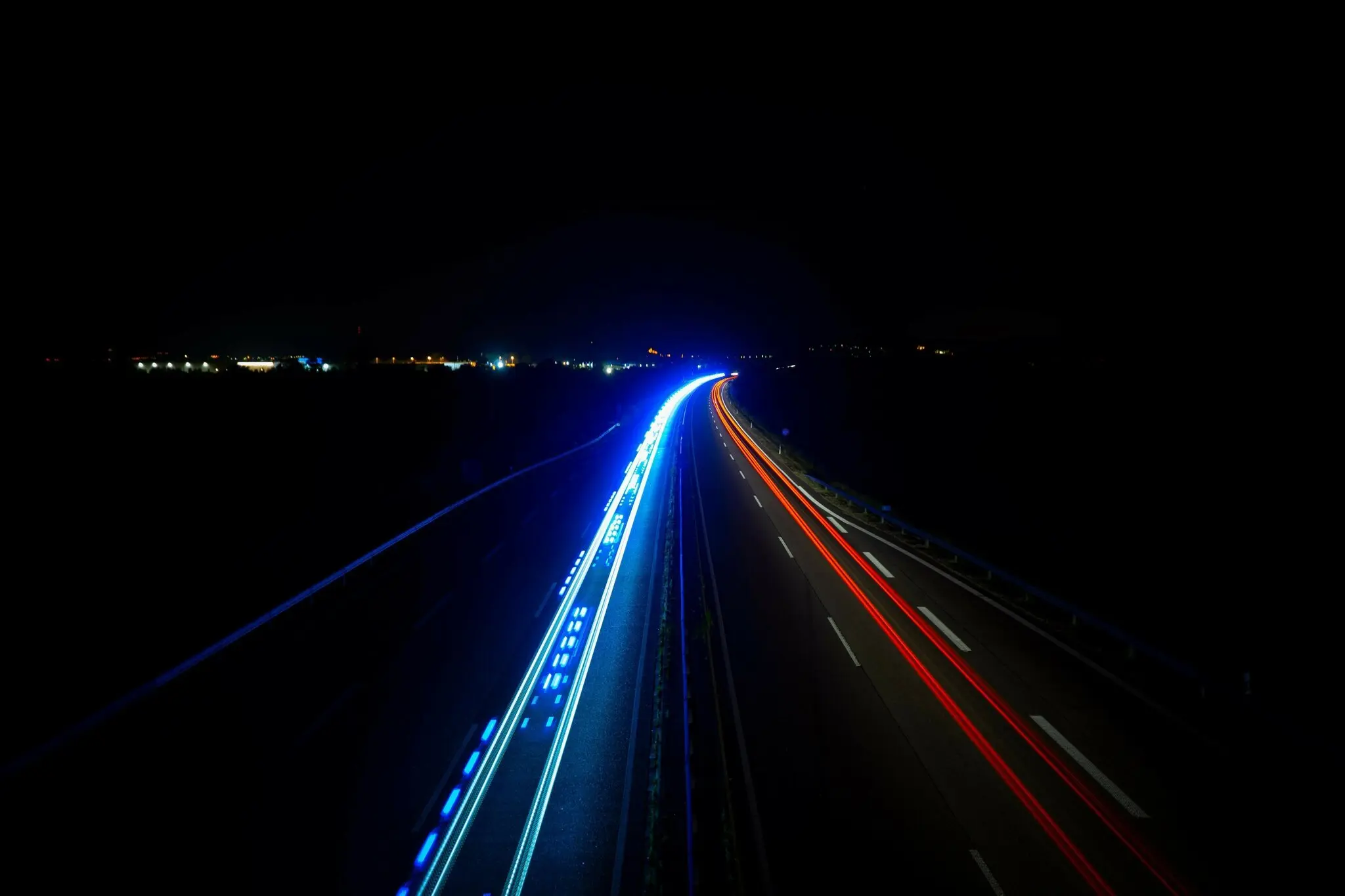 Handbremse-angezogen-Licht-aus-Polizei-verhindert-m-gliches-Ungl-ck-auf-A6