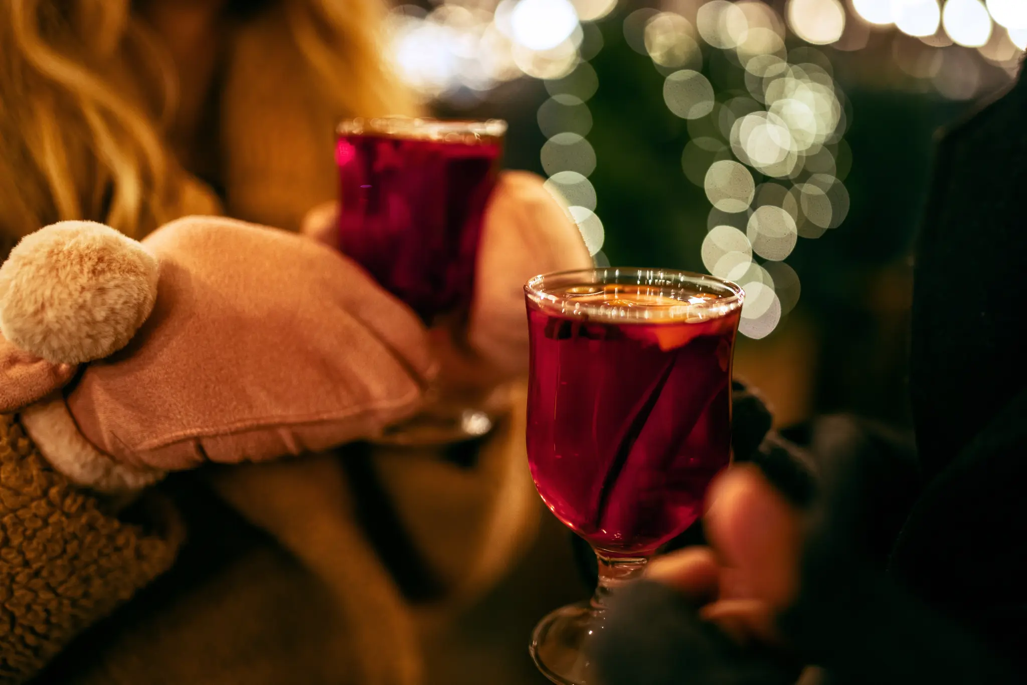 Advent-im-Tierheim-Speyerer-Tierschutzverein-lockt-mit-Essen-Gl-hwein-und-Tombola