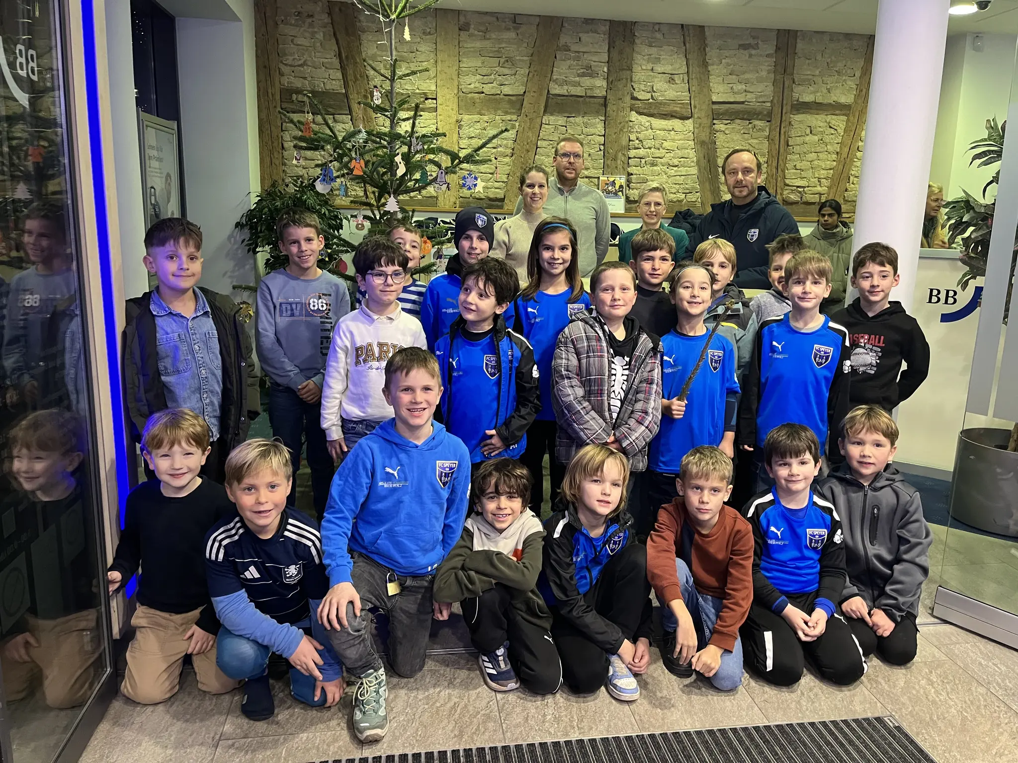 Weihnachtsbasteln-beim-FC-Speyer-09