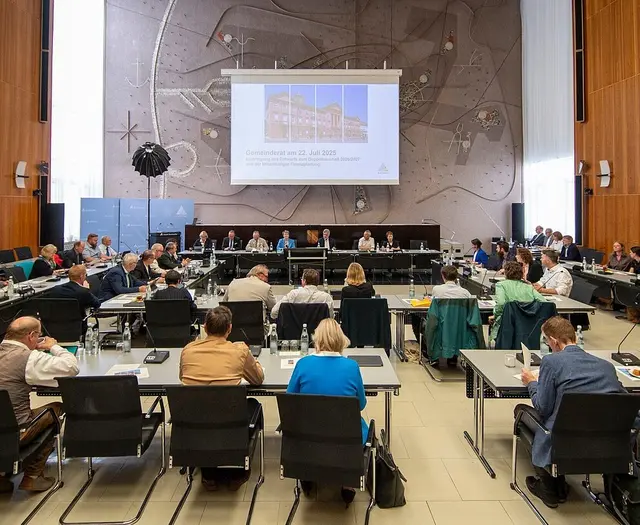 Gemeinderatssitzung zur Einbringung des Entwurfs zum Doppelhaushalts im Bürgersaal | Foto: Stadt Karlsruhe, Boris Burghardt