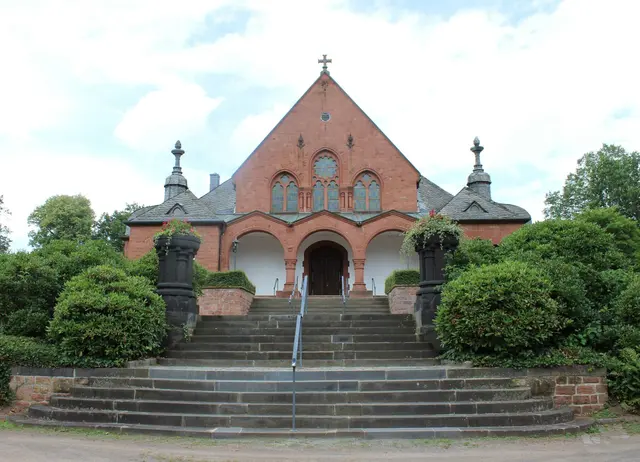 Am Freitag, 19. Dezember, lädt das „Mobile Trauercafé“ des Hospizvereins für Stadt und Landkreis Kaiserslautern e.V. zu einer besonderen Begegnung auf dem Hauptfriedhof ein | Foto: Monika Klein