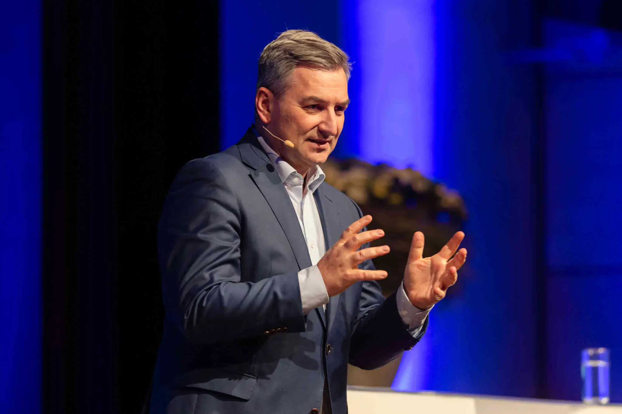 Markus-G-rne-beim-Wirtschaftsforum-der-Vereinigten-VR-Bank-Kur-und-Rheinpfalz