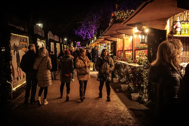Bummeln auf dem Baden-Badener Christkindelsmarkt | Foto: Paul Needham