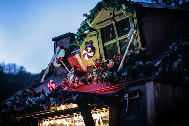 Weihnachtliches auf dem Christkindelsmarkt in Baden-Baden | Foto: Paul Needham