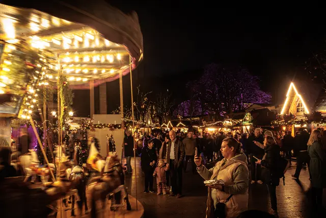 Bummeln auf dem Baden-Badener Christkindelsmarkt | Foto: Paul Needham