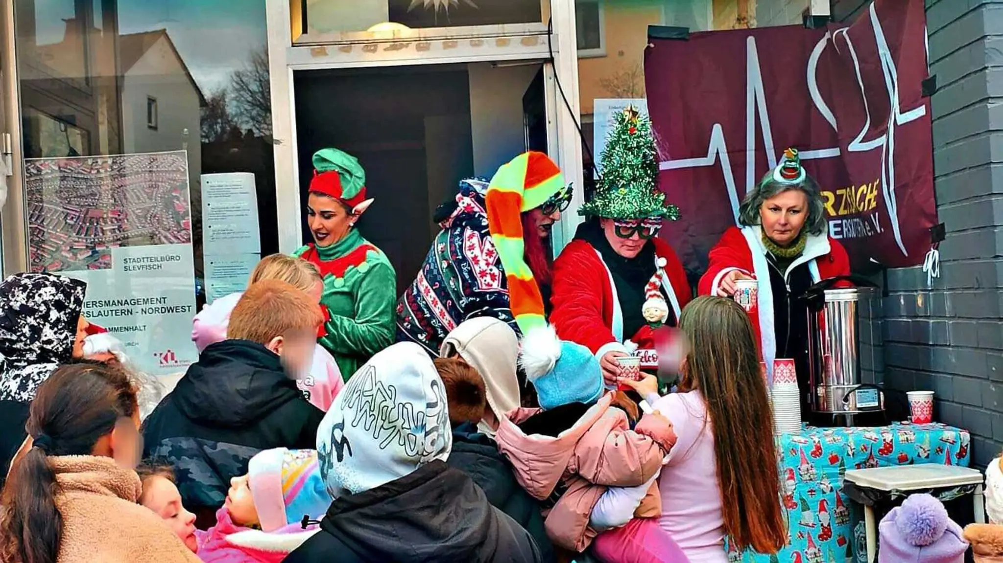 Leuchtende-Kinderaugen-Den-Nikolaustag-zu-einem-unvergesslichen-Erlebnis-gemacht