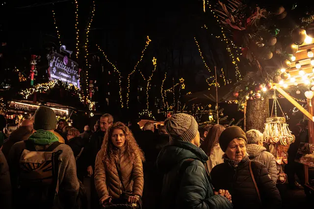 Bummeln auf dem Baden-Badener Christkindelsmarkt | Foto: Paul Needham