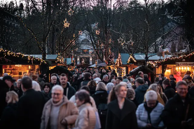 Bummeln auf dem Baden-Badener Christkindelsmarkt | Foto: Paul Needham