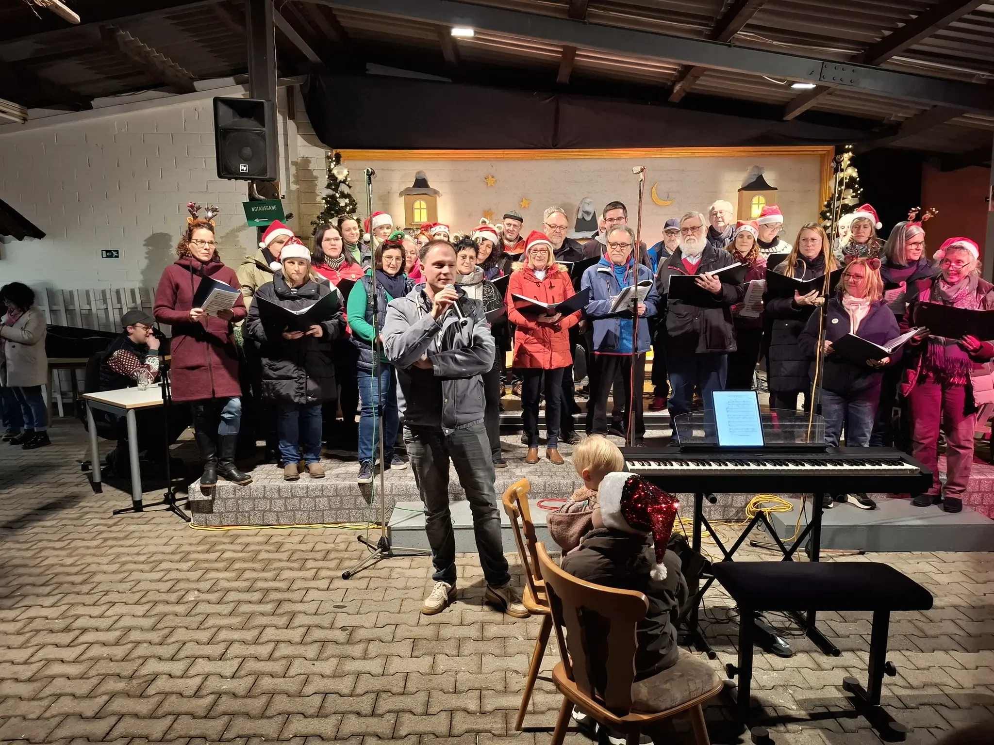 20-Jahre-Weihnachten-im-Hof