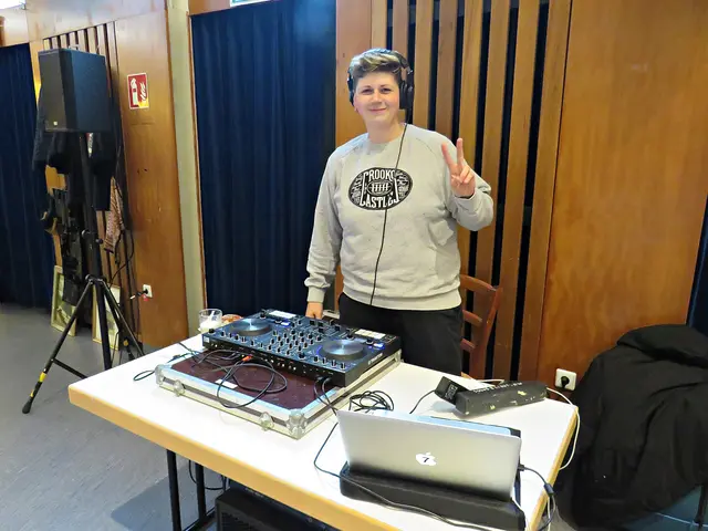 Sorgte für gechillte Musik: DJ C.7even | Foto: Brigitte Melder