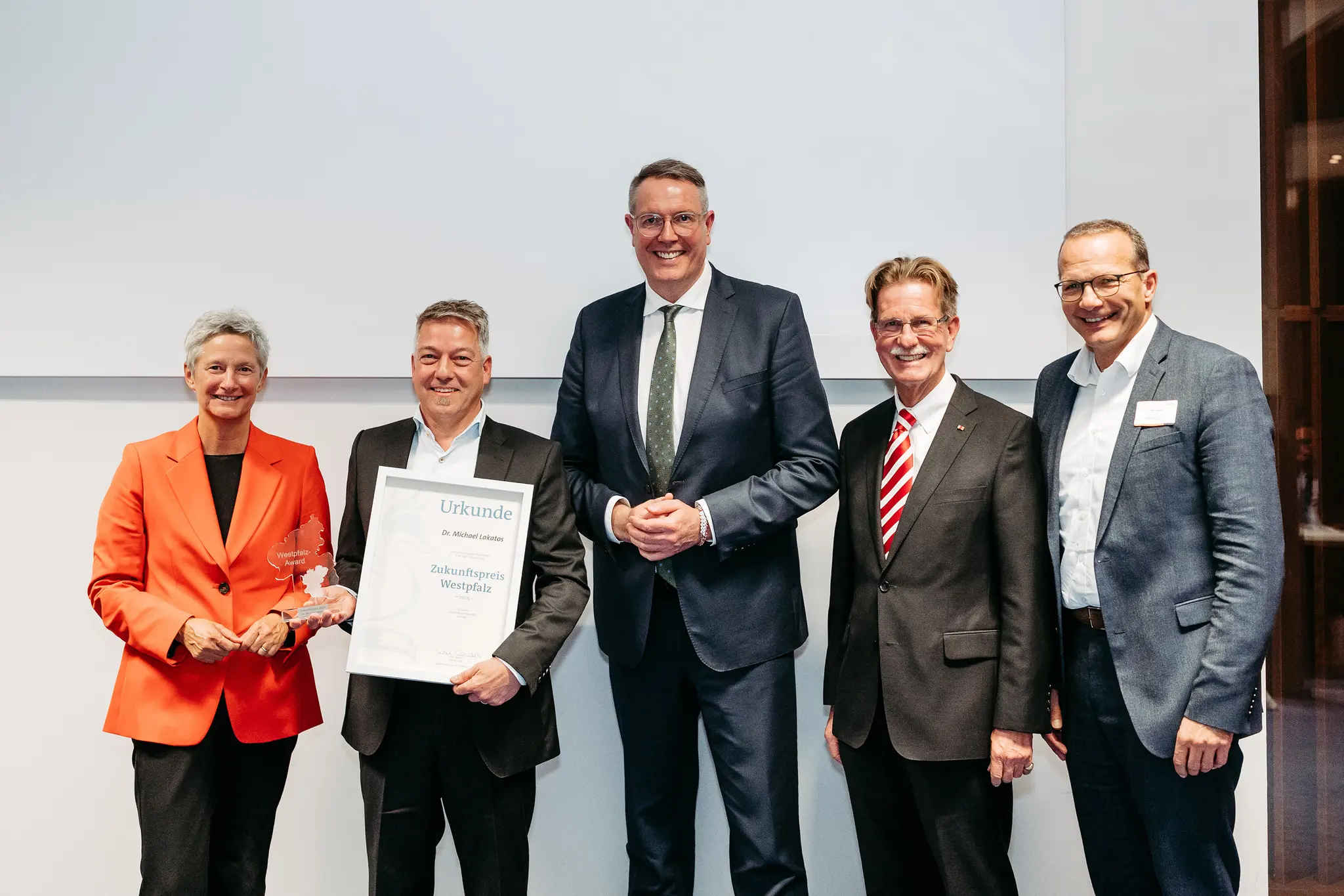 Mitgliederversammlung-ZukunftsRegion-Westpfalz-Zukunftspreis-f-r-Dr-Michael-Lakatos