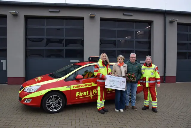 Spendenübergabe | Foto: Kreiner