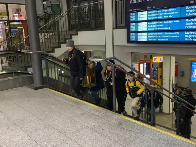 Das Friedenslicht erreicht Kaiserslautern | Foto: Peter Krietemeyer