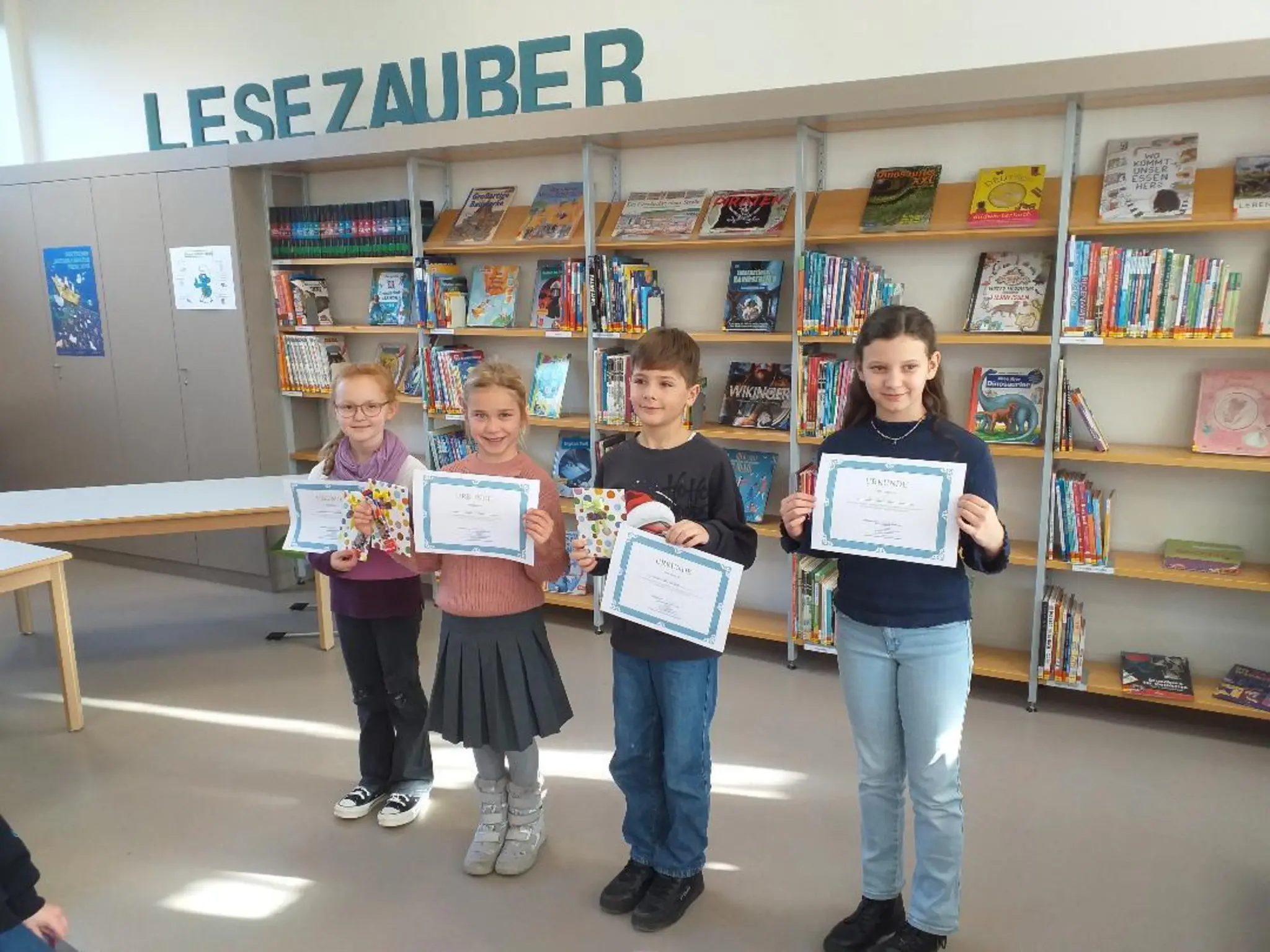 Sieger-im-Lesewettbewerb-der-Grundschulen-in-der-Stadt-W-rth