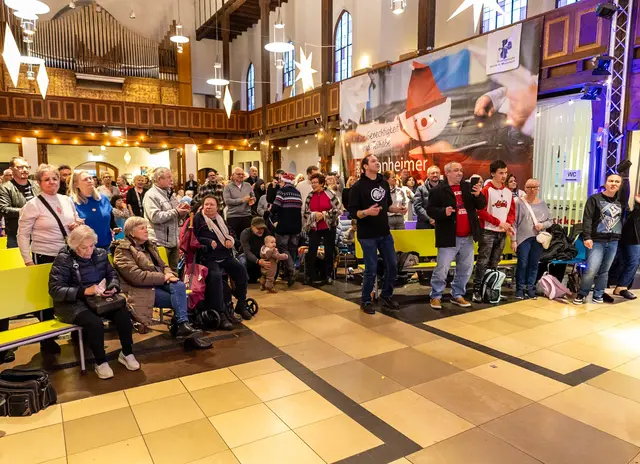 Alle singen mit | Foto: Wolfgang Neuberth