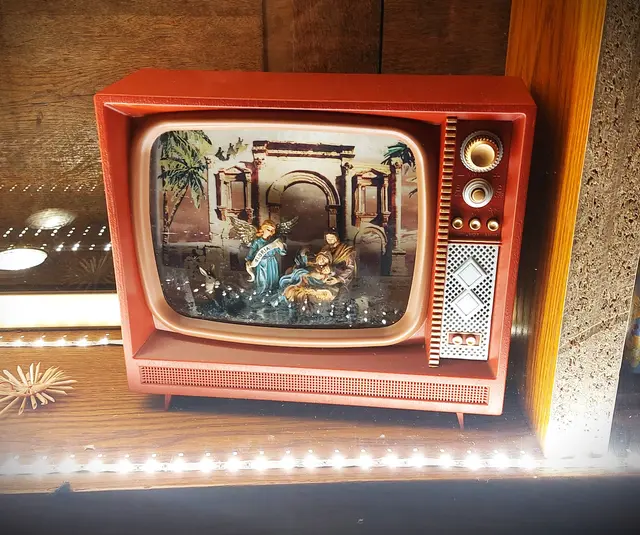 Retro Fernseh-Krippe. | Foto: Stephanie Wasem