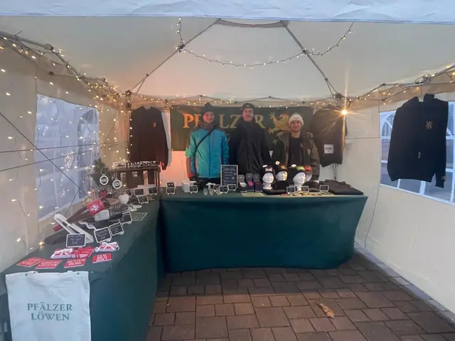 Pfälzer Löwen auf dem Kindsbacher Weihnachtsmarkt | Foto: Luis Gutwein